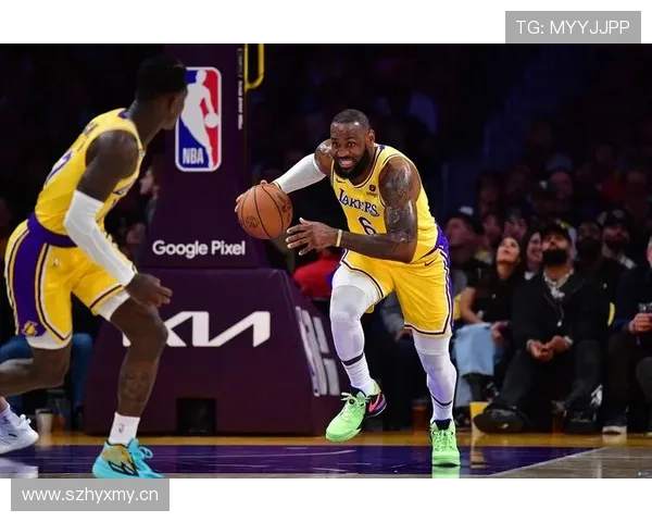 卡里姆·阿卜杜尔-贾巴尔持球单打效率领先詹姆斯引领内线威胁